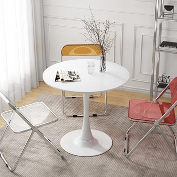 Стиль Белый Маленький круглый Столик для отдыха на балконе, Маленький столик для интернет-знаменитостей, Домашний стол для переговоров и комбинация стула Изображение