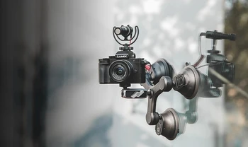 Камера HTT-H76 PGYTECH С тремя рычагами на присоске для Insta360 X3/ONE X2/ONE RS Изображение