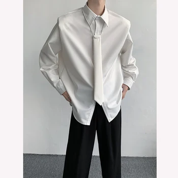 Черная Белая рубашка с галстуком, мужская модная социальная мужская рубашка, Корейские Свободные повседневные Рубашки с длинными рукавами, мужская официальная рубашка с наплечником Изображение
