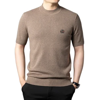 Осенняя новая мужская повседневная трикотажная футболка со стоячим вырезом и коротким рукавом, однотонный вязаный топ, удобный и теплый мужской топ Изображение