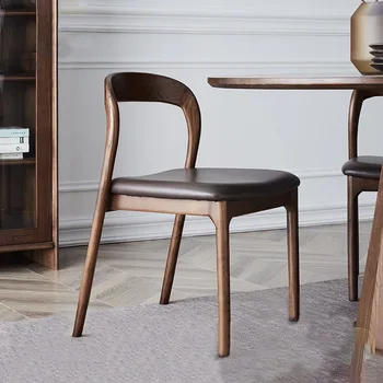 Обеденный стул из массива дерева в скандинавском стиле, дизайнерский стул для кабинета с минималистичной спинкой, стул для конференций, кофейный стул в стиле ретро Изображение