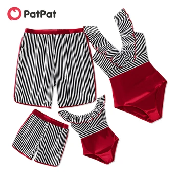 Семейные плавки PatPat в тон, шорты и цельный купальник с рюшами, сшитый из двух частей Изображение