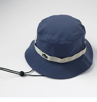 Широкополая шляпа контрастного цвета для мужчин и женщин, весна и лето, для путешествий на открытом воздухе, универсальный солнцезащитный козырек для альпинизма, шляпа для защиты от солнца Изображение