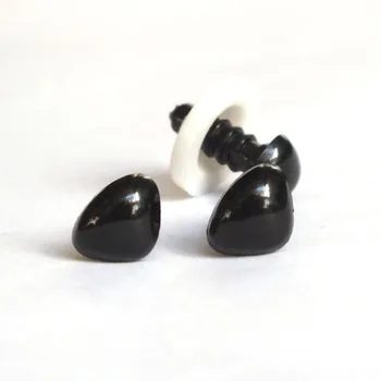 50шт, 10 мм, черный треугольный нос животного - Вязание крючком - Пластиковый безопасный нос Амигуруми - Поставка игрушек для вязания крючком Изображение