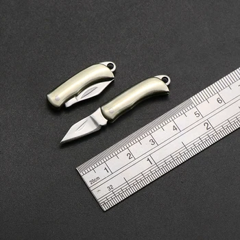 Карманный брелок из чистой Латуни с многофункциональным мини-ножом с открытым краем, Уличный металлический складной нож для сноса, шарм Изображение