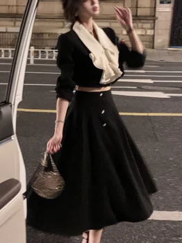 Элегантный Комплект из 2 предметов, женские укороченные топы с длинным рукавом + Повседневная черная юбка Миди, Осенние облегающие офисные женские костюмы в корейском стиле в стиле ретро 2023 Изображение