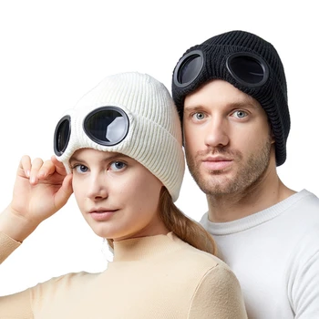 Ohmmayby 2023, новые зимние акриловые однотонные ветрозащитные очки, вязаная теплая шапка, утолщенная лыжная унисекс, завитая кепка, шапки для женщин Изображение